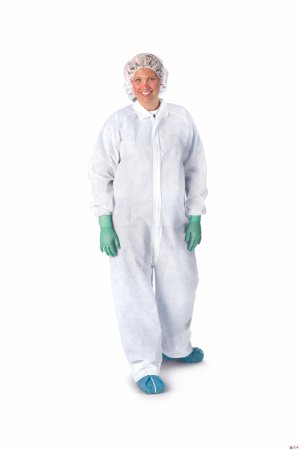 Medline Coverall X-Large White Disposable NonSterile - Case of 25 - NONCV150XL-CS