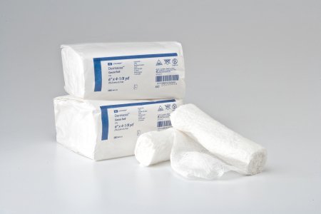 Cardinal Fluff Bandage Roll Dermacea™ 6 Inch X 4-1/8 Yard 6 per Pack NonSterile 3-Ply Roll Shape - Case of 48 - 441121-CS
