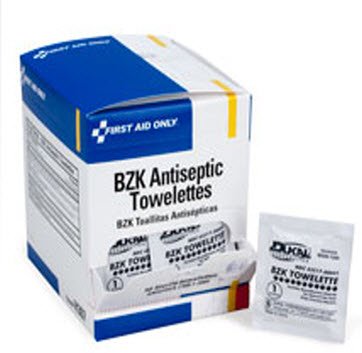 Acme United Sanitizing Skin Wipe Dukal™ Individual Packet BZK (Benzalkonium Chloride) Scented 50 Count - Case of 900 - H307-CS