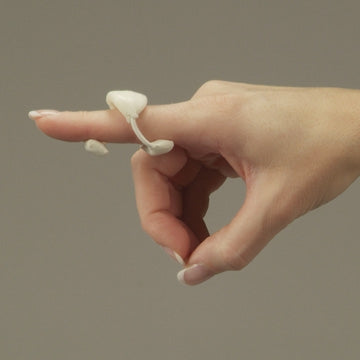 DeRoyal Finger Spring DeRoyal® X-Large - Each - 602D-EA