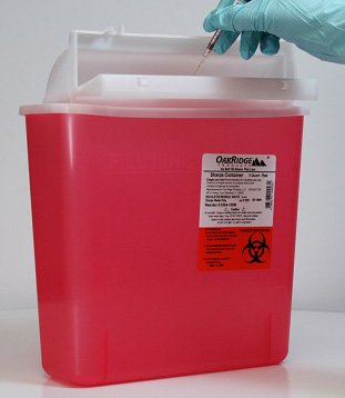 OakRidge Products Sharps Container OakRidge™ M Style Translucent Red Base 10-3/20 H X 4.67 W X 12.09 L Inch Horizontal Entry 1.25 Gallon - Case of 20 - 0354-150M-CS