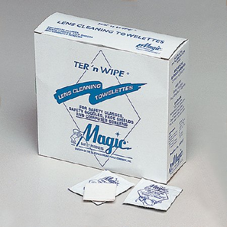 Braco Manufacturing Fog Be Gone Lens Cleaning Towelette - Box of 100 - TW100DS-BX