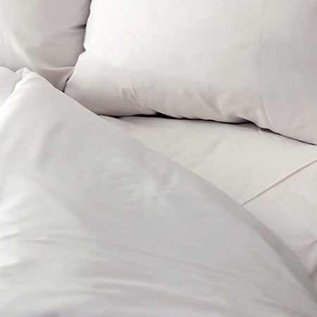 Royal Blue Intl Bed Sheet Flat Sheet 66 X 104 Inch White Cotton 55% / Polyester 45% Reusable - DZ/12 - 105571-DZ