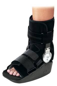 DJO Walker Boot MaxTrax™ X-Large Left or Right Foot - Each - 79-95358-EA