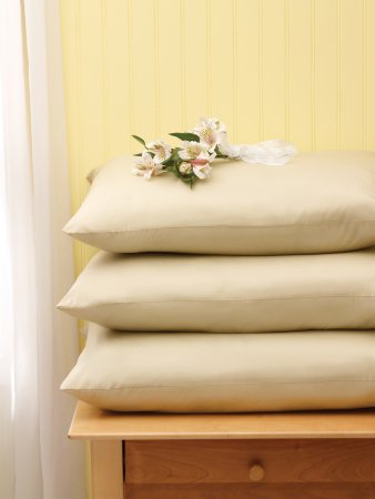 Medline Bed Pillow Nylex Ultra 20 X 26 Inch Beige Reusable - Each - MDT219715-EA