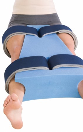 DJO Hip Abduction Pillow DonJoy® One Size Fits Most Hook and Loop Strap Closure Left or Right Hip - Each - 79-90180-EA