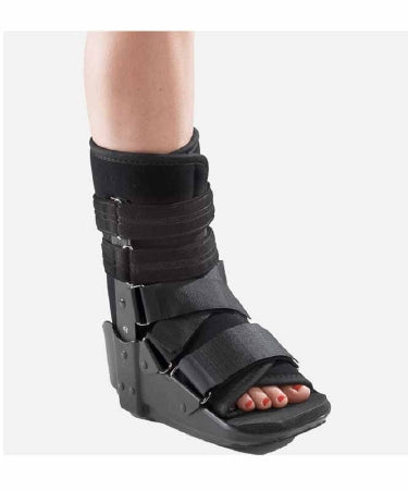 DJO Walker Boot DonJoy® Medium Left or Right Foot Adult - Each - 11-0178-3-06136-EA