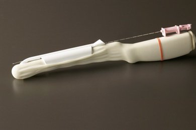 Civco Medical Instruments Endocavity Needle Guide 16 to 18 Gauge, 1 Degree Angle, 13.9 cm Length - Box of 24 - 639-012-BX
