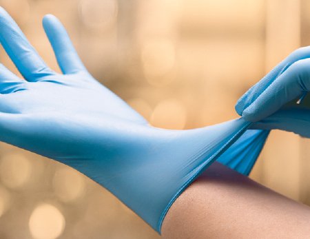 Cardinal Exam Glove ESTEEM™ Stretch Small NonSterile Nitrile Standard Cuff Length Textured Fingertips Teal Chemo Tested - Case of 1500 - 8855NSB-CS