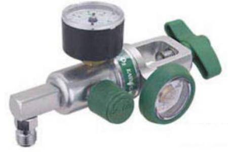 Precision Medical Easy Gauge Reg Oxygen Regulator Adjustable 0 - 15 LPM DISS Outlet CGA-870 - Each - 168715GE-EA
